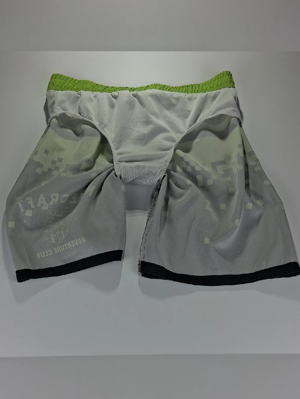 Boys Minecraft Swim Trunks Size 10/12 Green Pixel Graphic Back Pocket